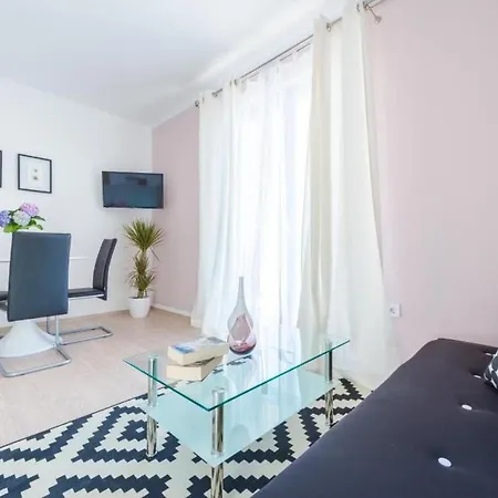 公寓 Made 4u - Premium One Bedroom With Balcony And Sea...