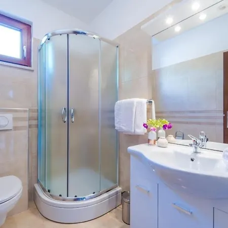 Made 4u - Premium One Bedroom With Balcony And Sea... Appartamento Mlini